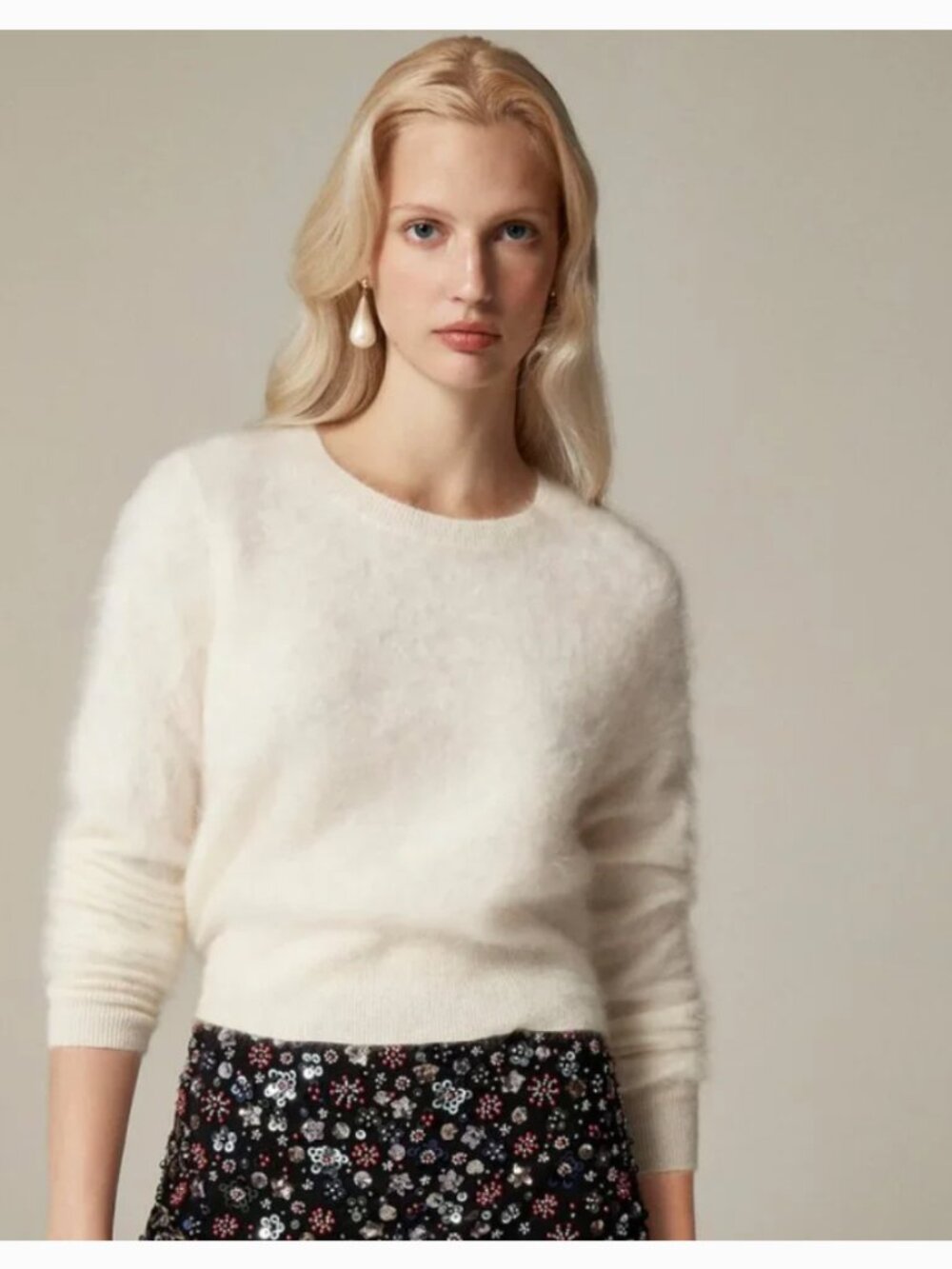J. Crew Cream Brushed Cashmere Shrunken Crewneck Eyelash Knit Sweater M